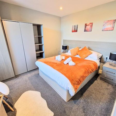 Central Reading Modern 3Br Flat - Walk To Station And High Street ภายนอก รูปภาพ