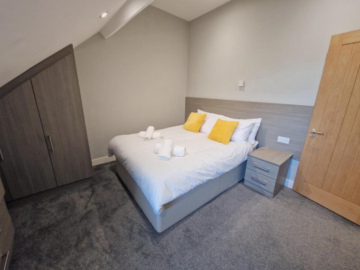 Central Reading Modern 3Br Flat - Walk To Station And High Street ภายนอก รูปภาพ