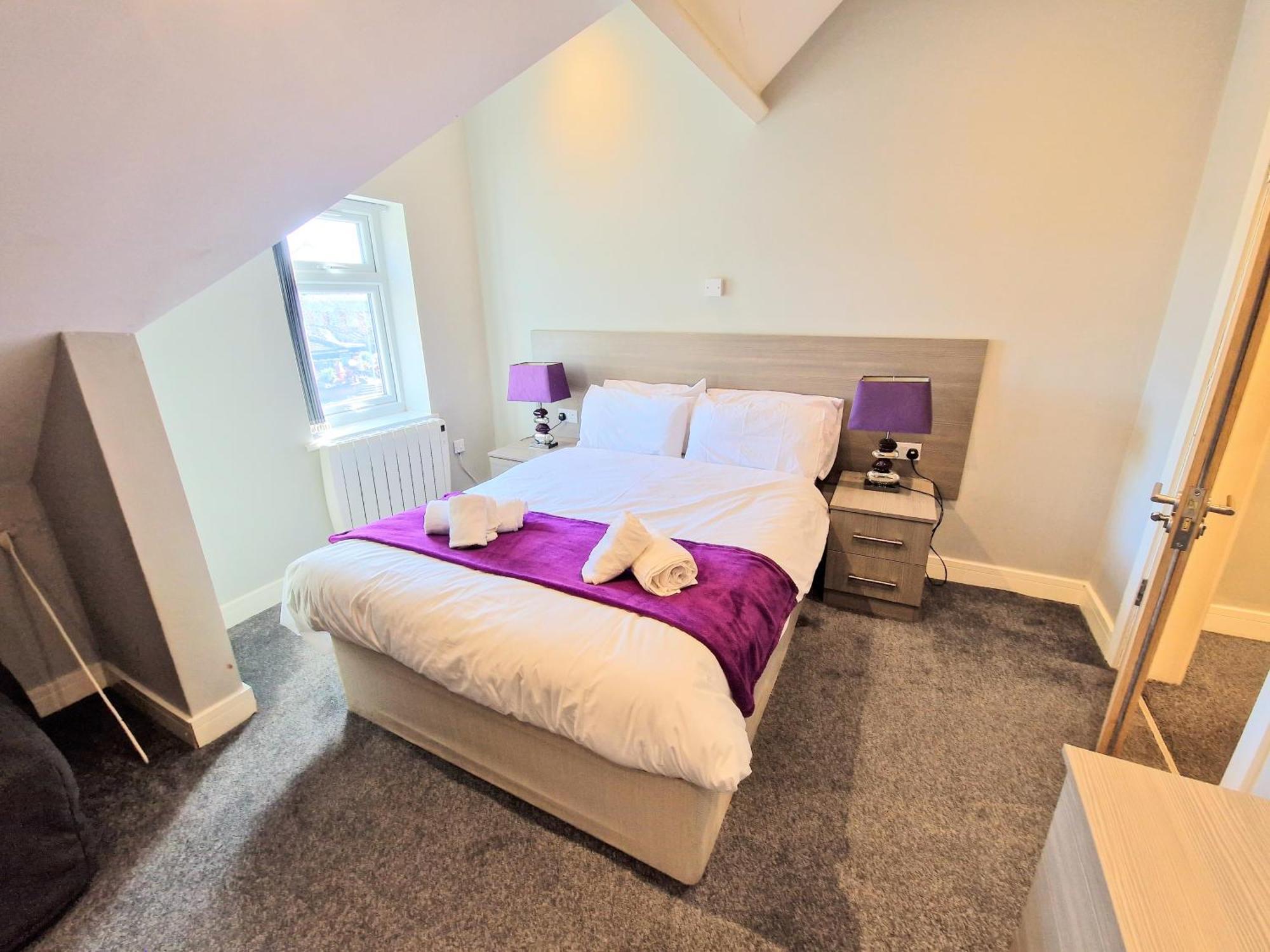 Central Reading Modern 3Br Flat - Walk To Station And High Street ภายนอก รูปภาพ